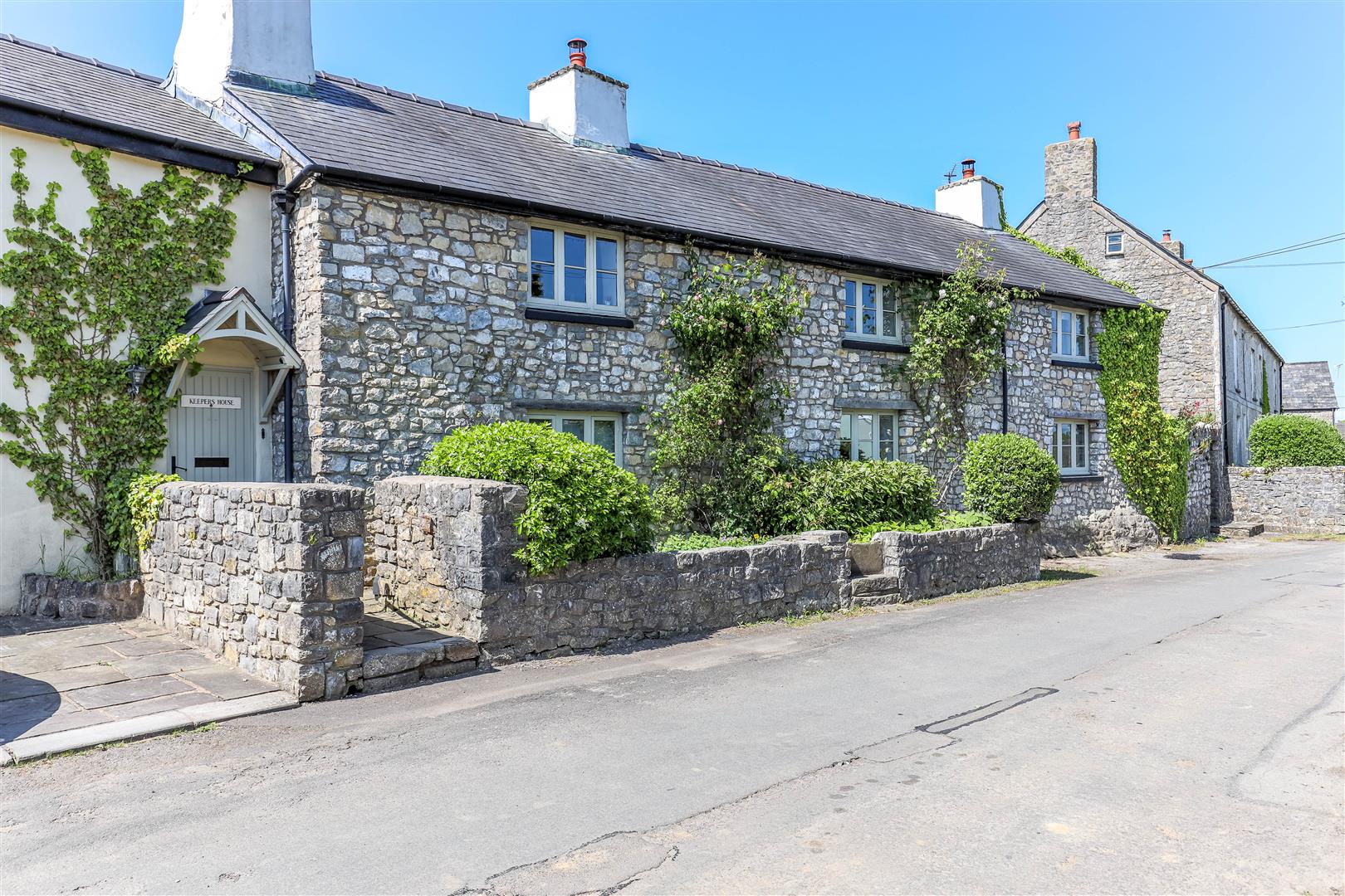 Church Street, Llysworney, Near Cowbridge, Vale of Glamorgan, CF71 7NQ